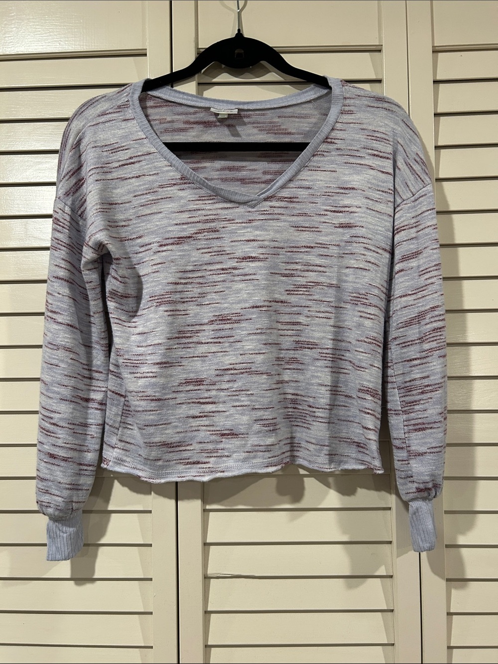Self E Light Purple V-Neck Top Size XS